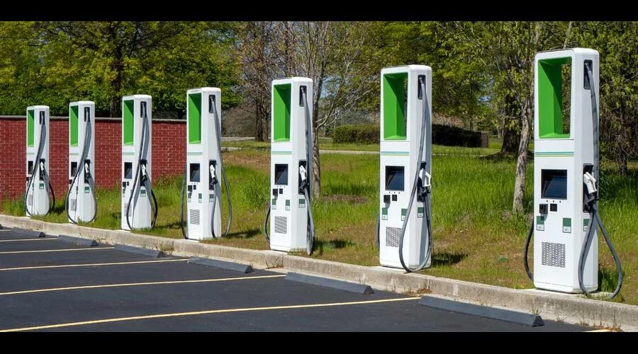 The Electric Vehicle Charging Network and Types of Charging Guns