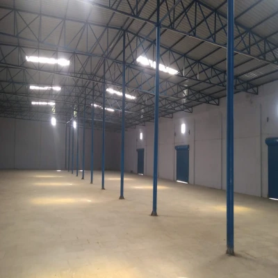 SQFTRW-812 Warehouse for lease