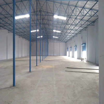 SQFTRW-813 Warehouse for lease