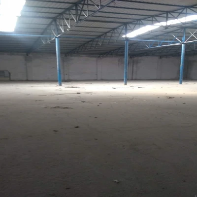 SQFTRW-815 Warehouse for lease