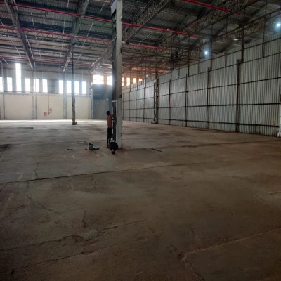 SQFTRW-4055 Ready Warehouse Available